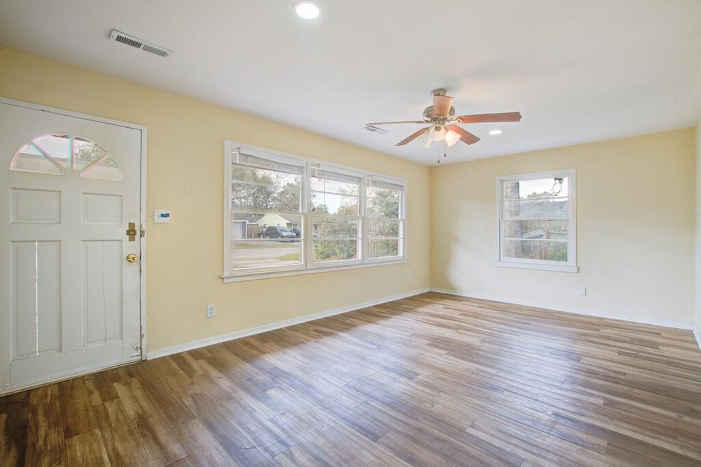 5920 Griffin Street Hanahan, SC 29410 - Photo 13 of 45 5920 (8)