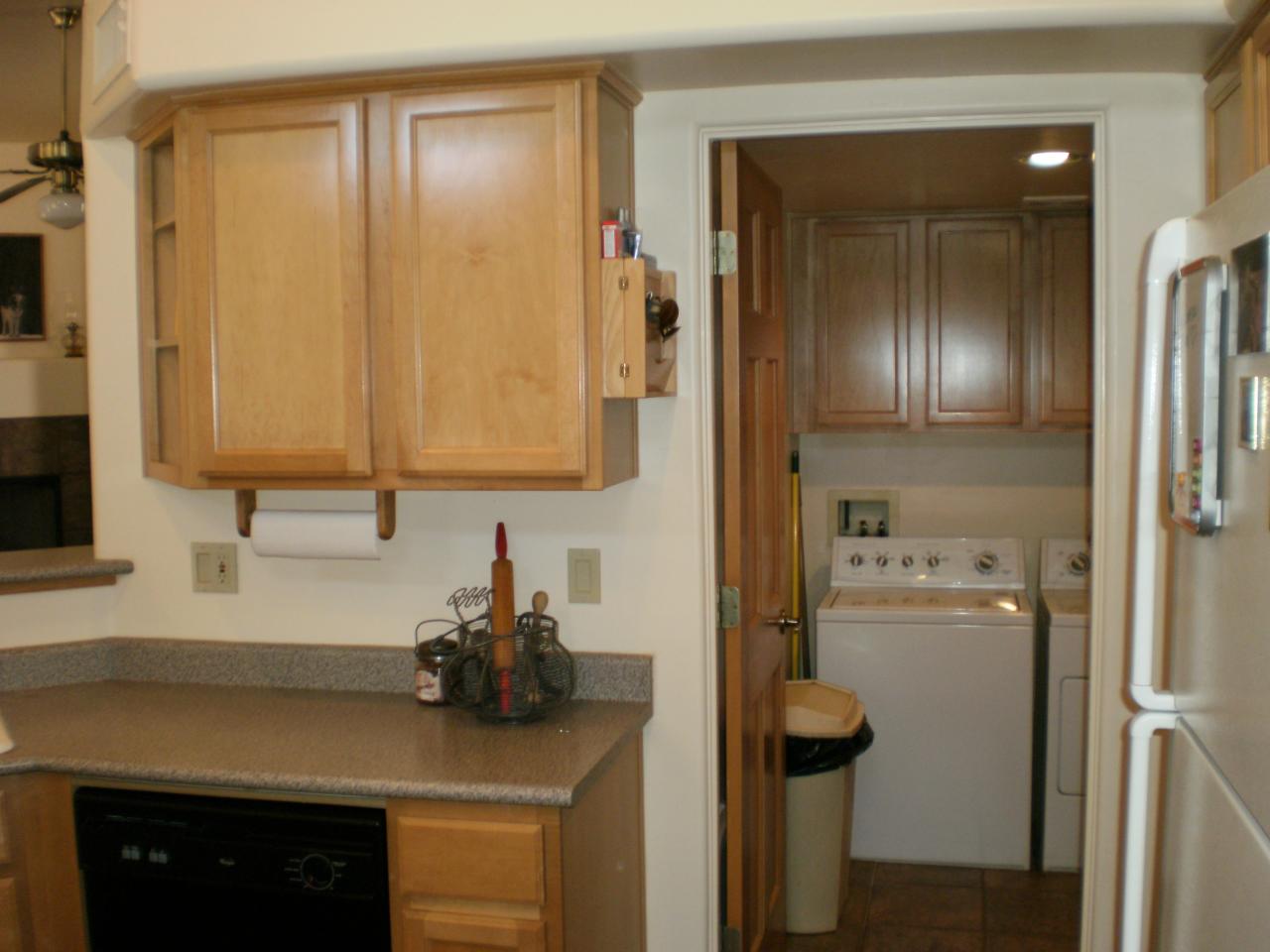 4581 North Cactus Road Apache Junction, AZ 85119 - Photo 26 of 51 Laundry Room
