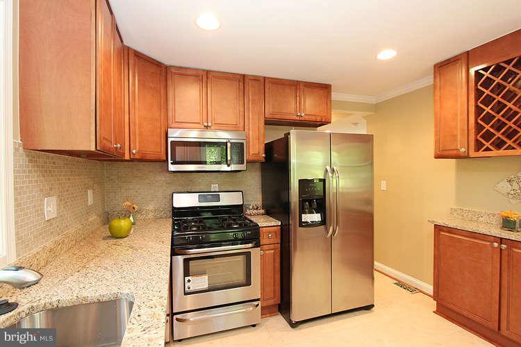 2915 Wilton Avenue Silver Spring, MD 20910 - Photo 4 of 28 Open Kitchen