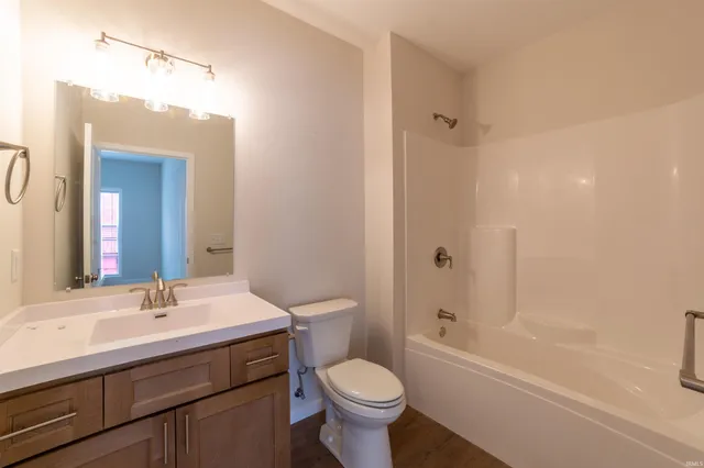 $309,000 | 6727 Ellipse Place, Evansville, IN 47715