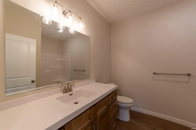 $309,000 | 6727 Ellipse Place, Evansville, IN 47715