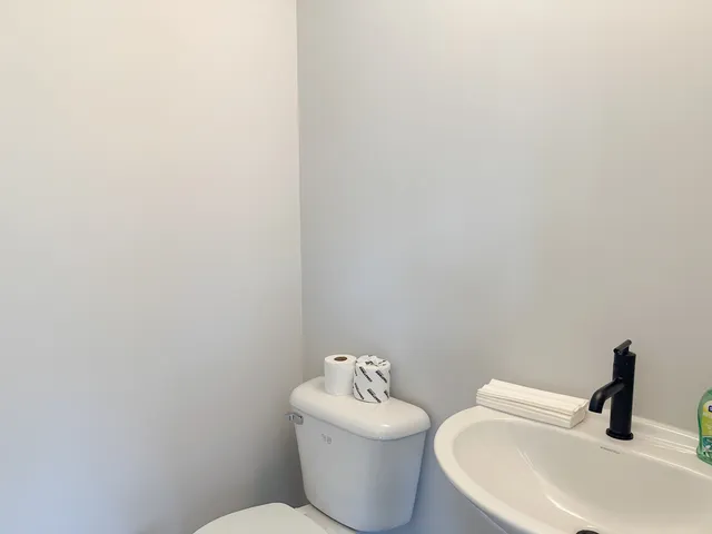 $434,990 | 20 West Sandalwood Avenue, Cortland, IL 60112