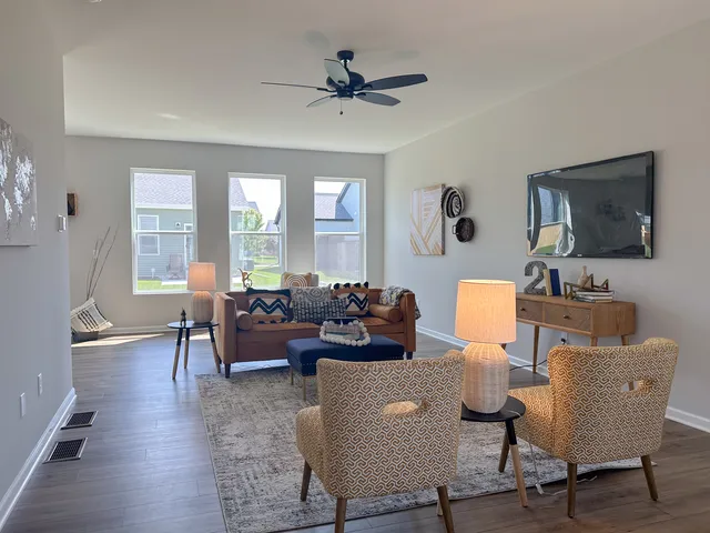 $434,990 | 20 West Sandalwood Avenue, Cortland, IL 60112