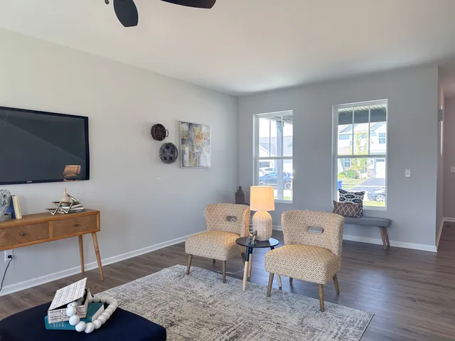 $434,990 | 20 West Sandalwood Avenue, Cortland, IL 60112