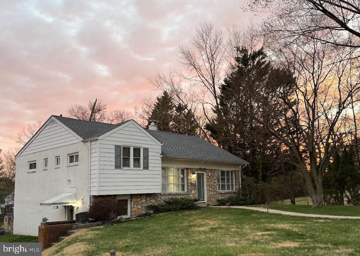 1724 Darland Road Norristown, PA 19403 - Photo 2 of 3