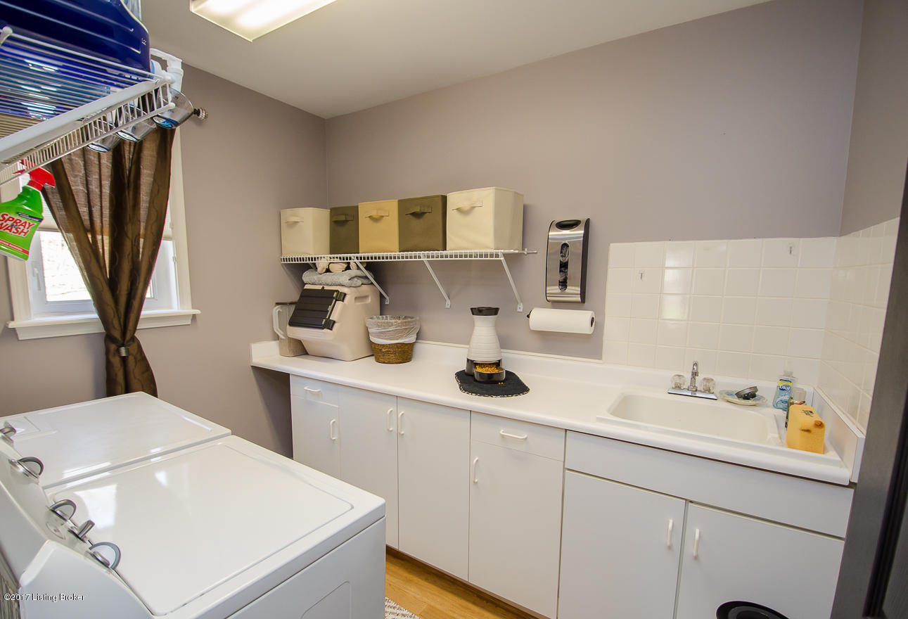 11001 Easum Road Louisville, KY 40299 - Photo 22 of 55 Laundry
