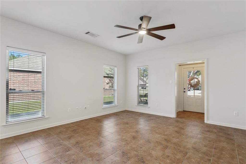 117 Meadow Spring Place Covington, LA 70435 - Photo 4 of 18