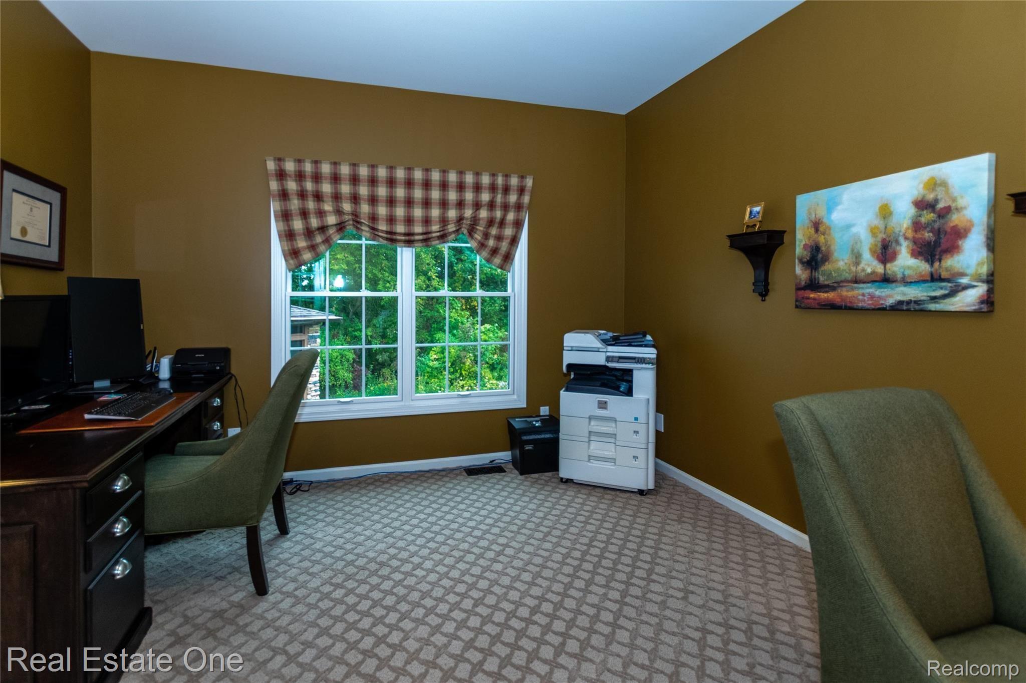 3959 Kaeleaf Road Lake Orion, MI 48360 - Photo 23 of 43 Office/Den/Library the choice is yours.