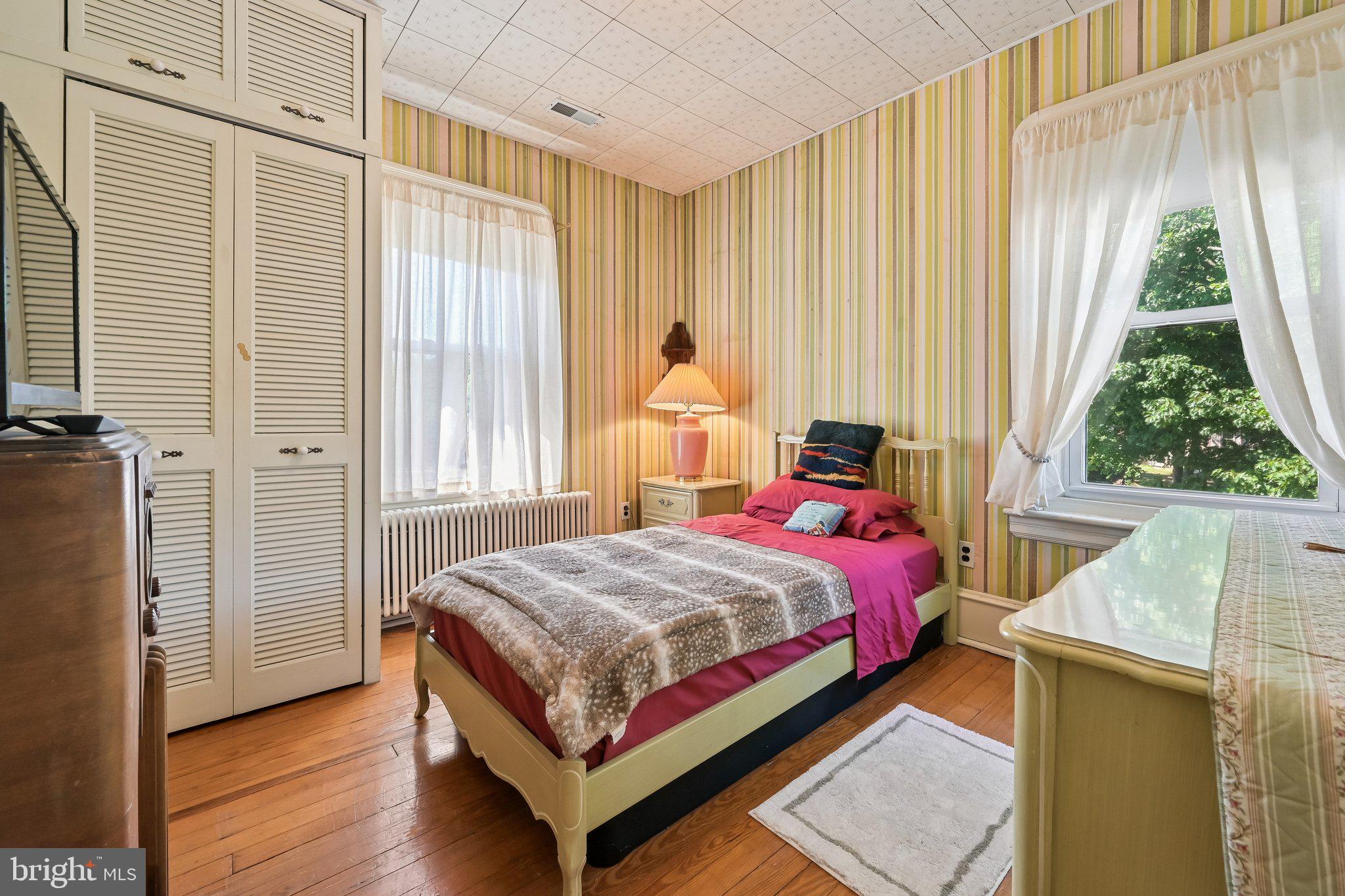 228 Heulings Avenue Riverside, NJ 08075 - Photo 17 of 24 3rd Bedroom