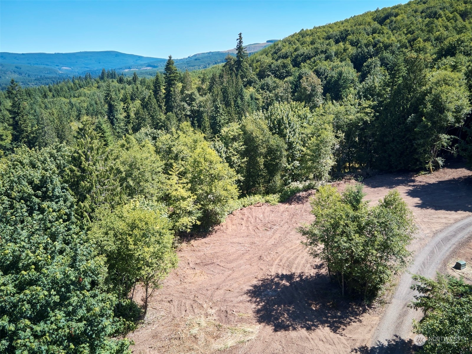 621 Young Road, Unit 1 Kelso, WA 98626 - Photo 10 of 18 Gallery Image 10