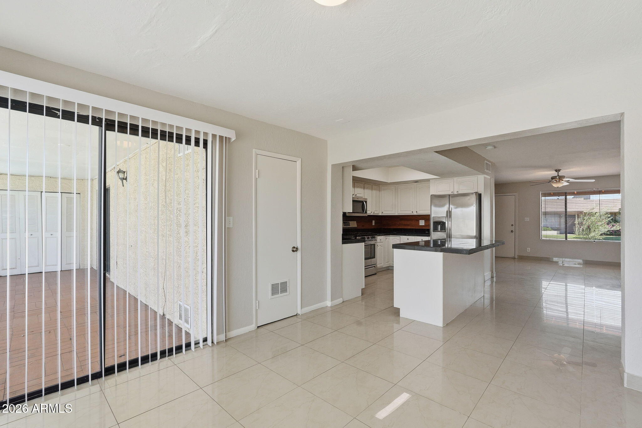 2254 West Wethersfield Road Phoenix, AZ 85029 - Photo 14 of 35 016_ListerPros