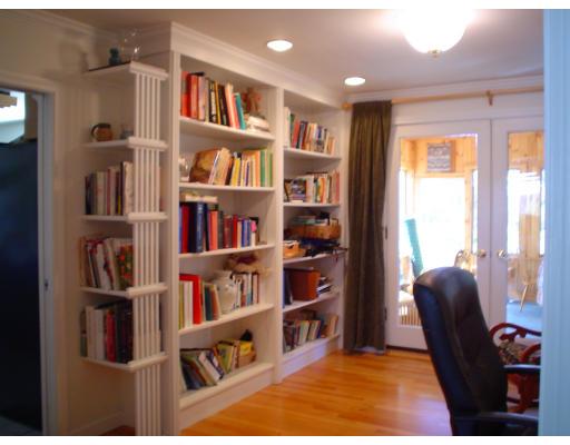 68 Cloverleaf Road Leominster, MA 01453 - Photo 8 of 11 Gallery Image 8
