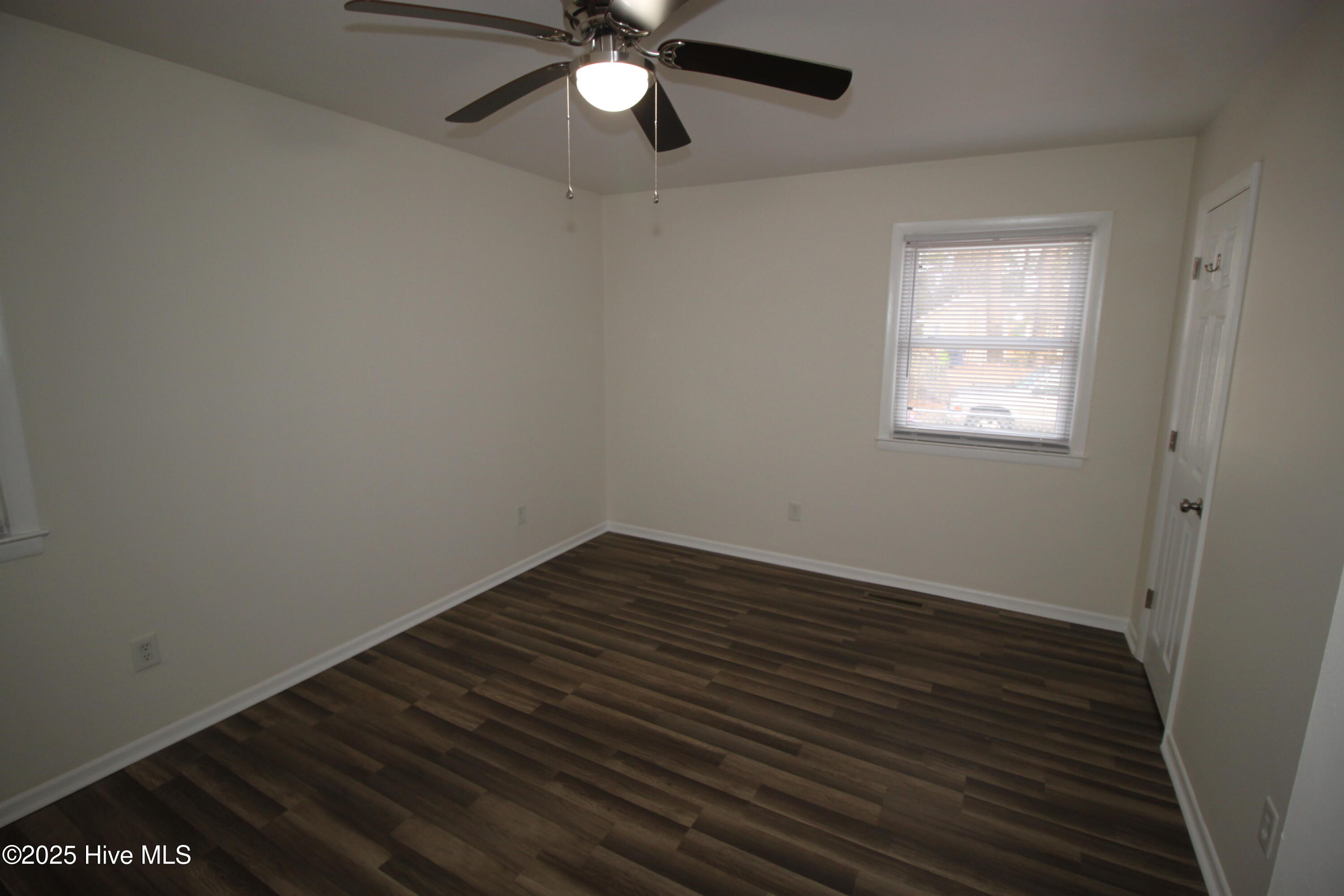 103 Pine Dale Road Havelock, NC 28532 - Photo 8 of 21 Master BR