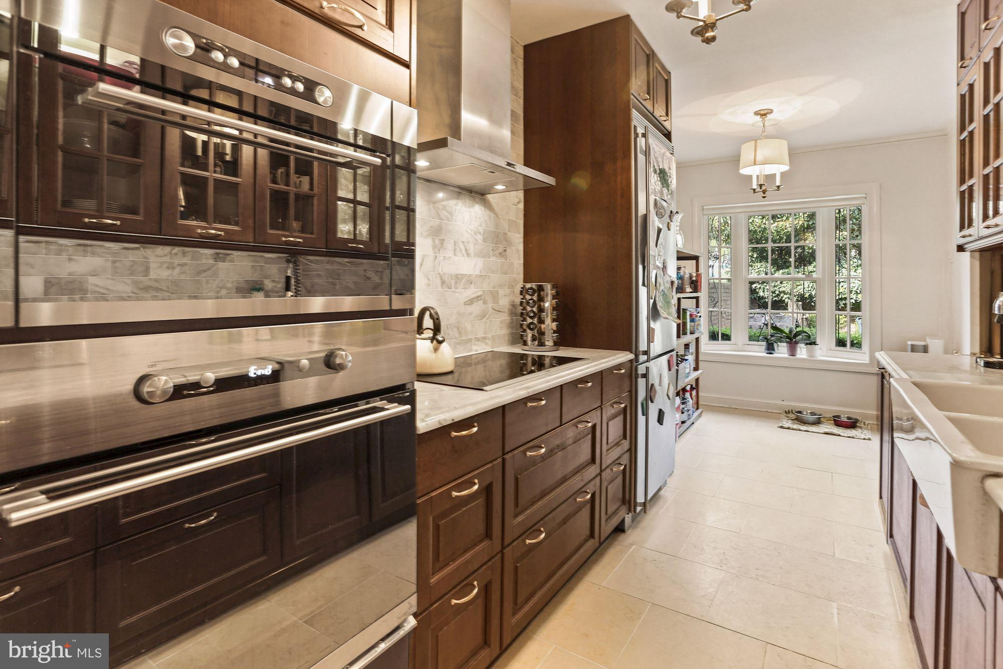 2118 S Street Northwest Washington, DC 20008 - Photo 8 of 25 Kitchen