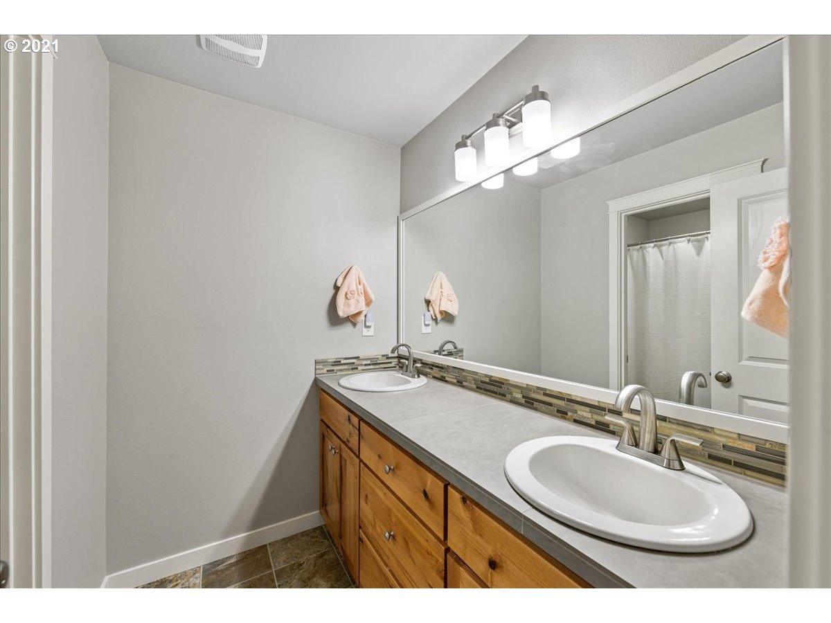 186 North 44th Place Ridgefield, WA 98642 - Photo 29 of 32