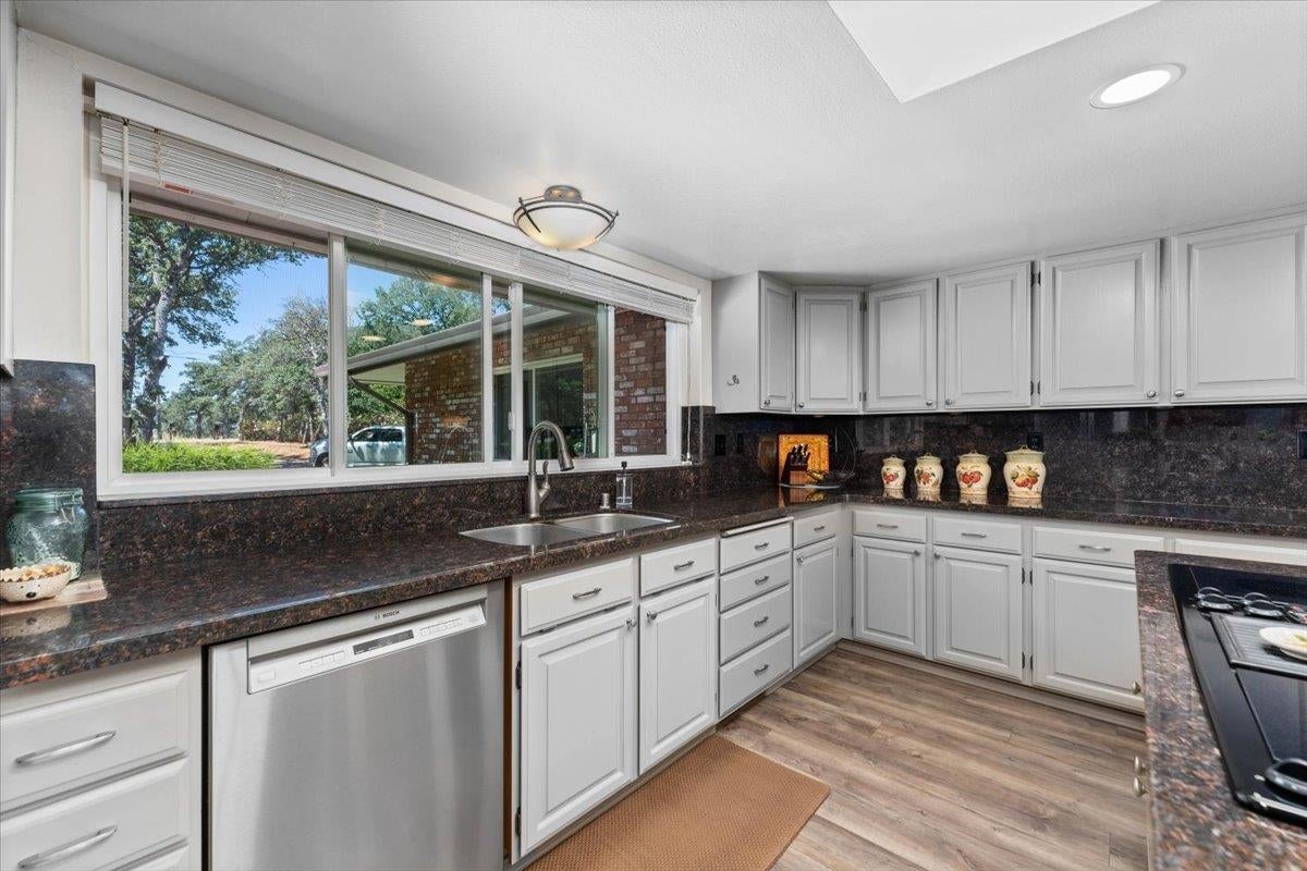 21350 Wilcox Road Red Bluff, CA 96080 - Photo 15 of 58 Gallery Image 15