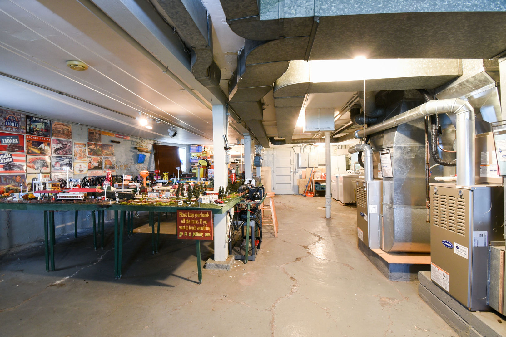 2323 North Kilbourn Avenue Chicago, IL 60639 - Photo 12 of 18