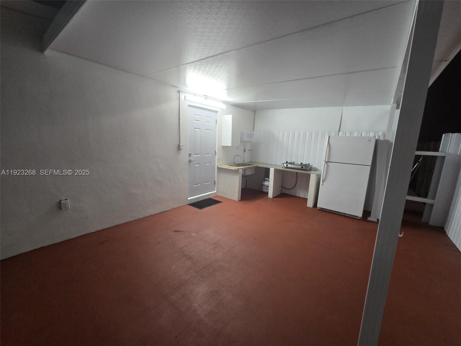 5790 West 12th Lane, Unit 1 Hialeah, FL 33012 - Photo 5 of 6