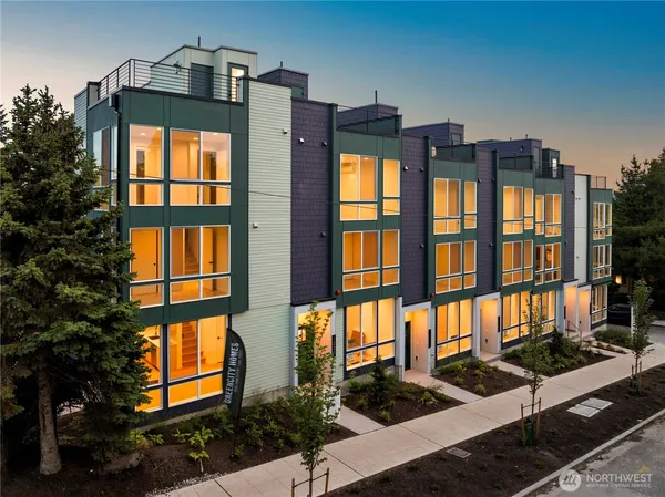 $849,950 | 3850 Carr Place North, Seattle, WA 98103