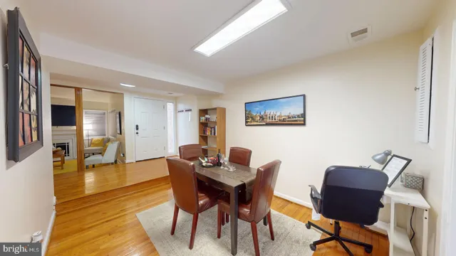 $420,000 | 2217 Saunders Drive, Herndon, VA 20170