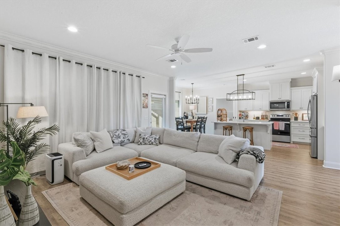 165 Silver Bluff Circle Brunswick, GA 31523 - Photo 11 of 49