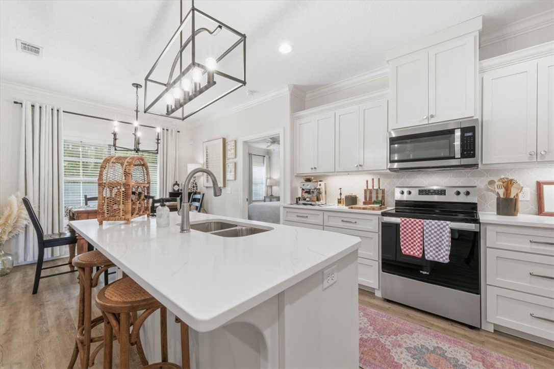 165 Silver Bluff Circle Brunswick, GA 31523 - Photo 13 of 49