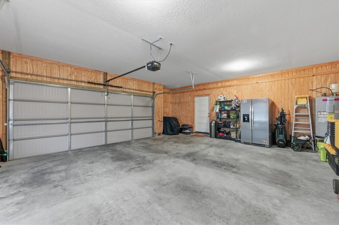 165 Silver Bluff Circle Brunswick, GA 31523 - Photo 42 of 49 Garage