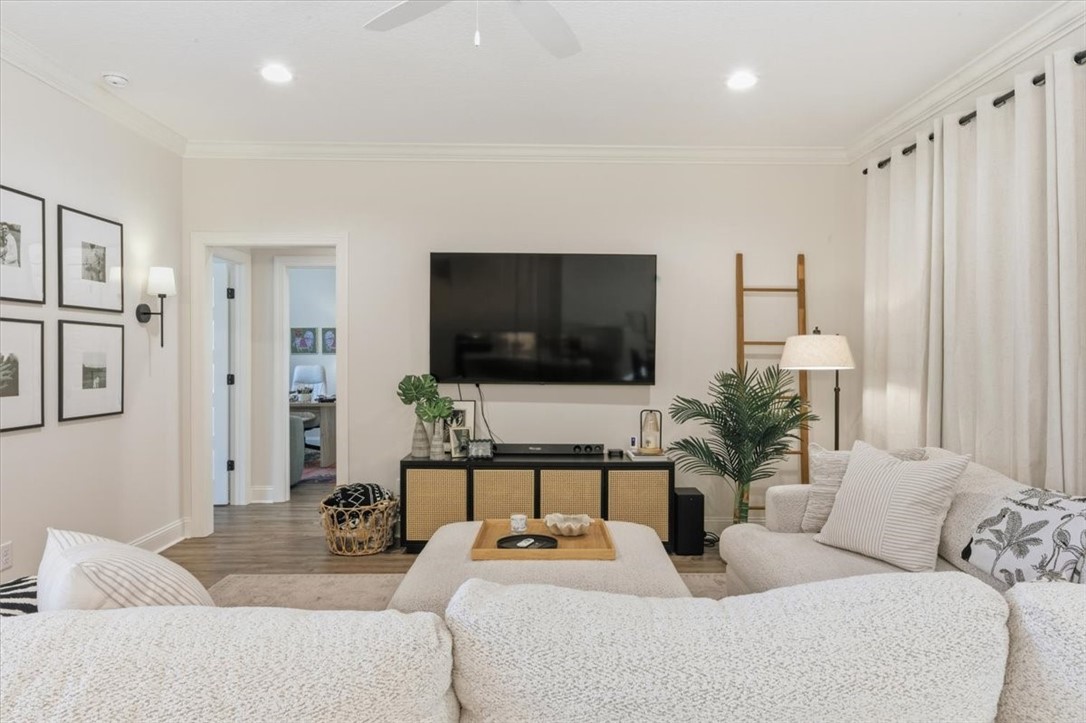 165 Silver Bluff Circle Brunswick, GA 31523 - Photo 9 of 49