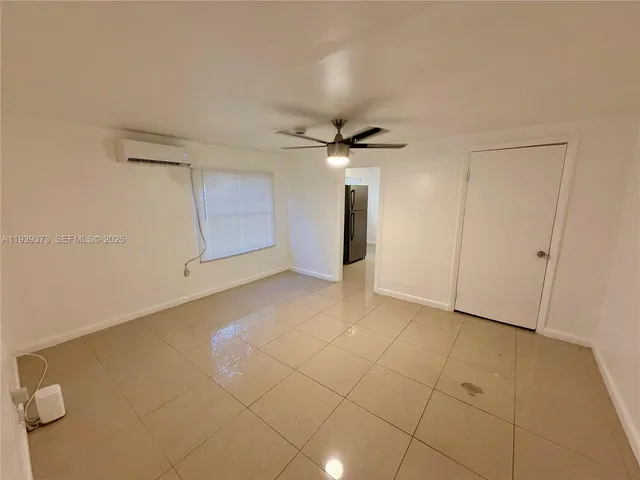 $1,700 | 548 Northwest 30th Street, Unit 1, Miami, FL 33127