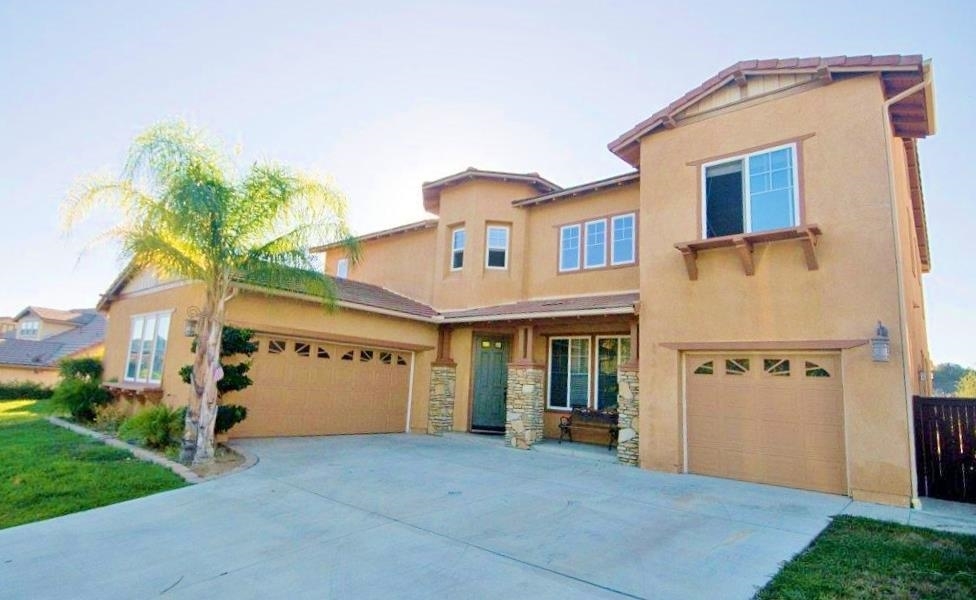 644 Ridgemont Circle Escondido, CA 92027 - Photo 1 of 13 Gallery Image 1