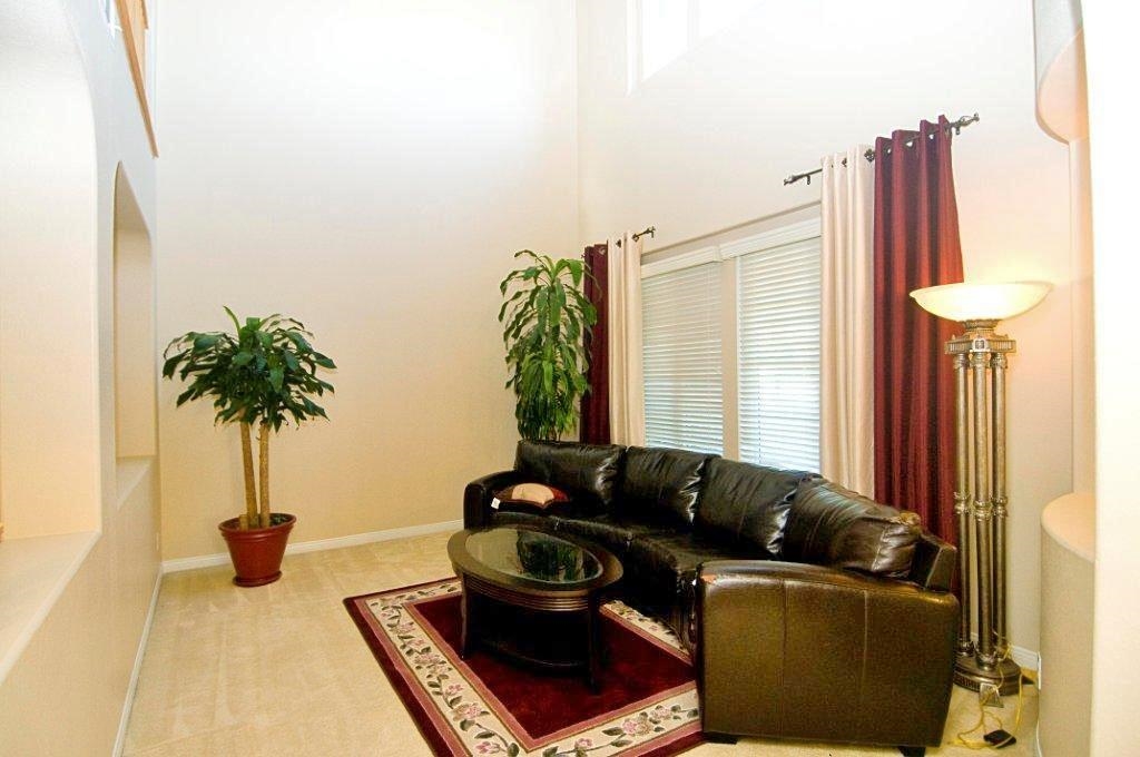 644 Ridgemont Circle Escondido, CA 92027 - Photo 4 of 13 Gallery Image 4