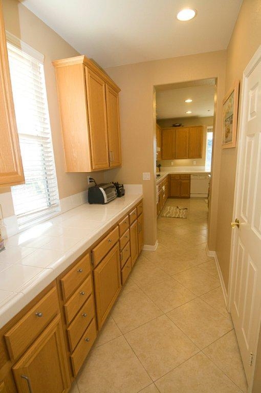 644 Ridgemont Circle Escondido, CA 92027 - Photo 10 of 13 Gallery Image 10