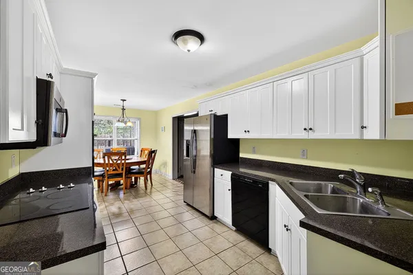 $799,000 | 360 Happy Hill Road, Carrollton, GA 30116