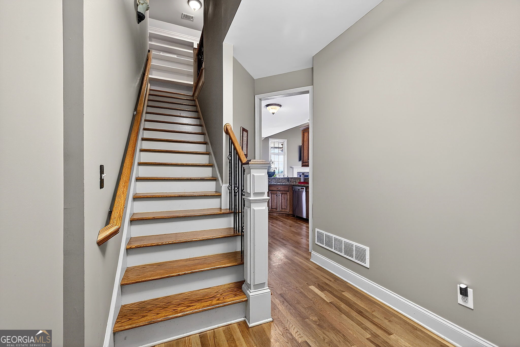 360 Happy Hill Road Carrollton, GA 30116 - Photo 37 of 50 a view of entryway with wooden floor