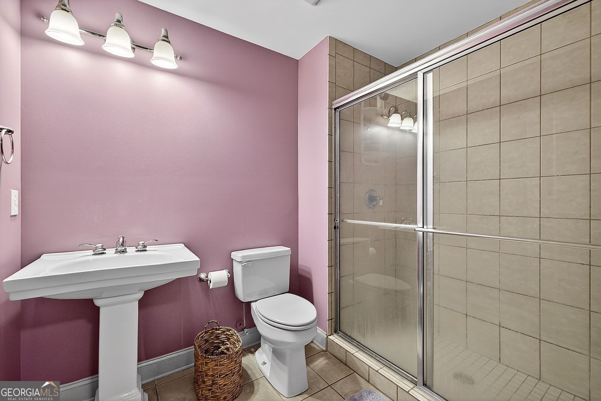 360 Happy Hill Road Carrollton, GA 30116 - Photo 39 of 50 a bathroom with a sink mirror toilet and shower