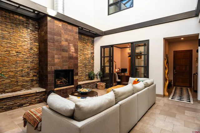 $2,125,000 | 235 Rock Point Drive, Unit 235B, Durango, CO 81301