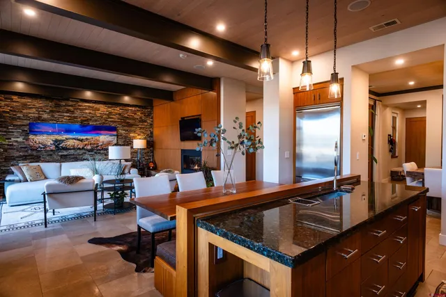 $2,125,000 | 235 Rock Point Drive, Unit 235B, Durango, CO 81301