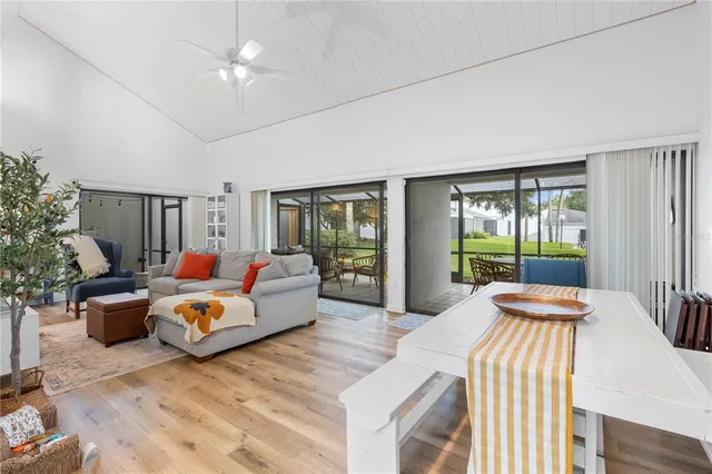 $415,000 | 14223 Cypress Circle, Unit 14223, Tampa, FL 33618