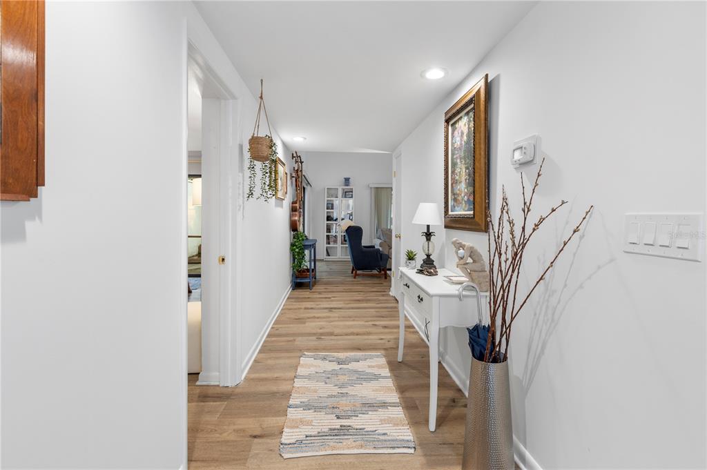 14223 Cypress Circle, Unit 14223 Tampa, FL 33618 - Photo 3 of 55