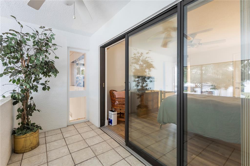 14223 Cypress Circle, Unit 14223 Tampa, FL 33618 - Photo 38 of 55