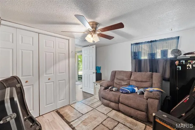 $384,900 | 640 East Capri Drive, Bonne Terre, MO 63628