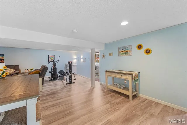 $384,900 | 640 East Capri Drive, Bonne Terre, MO 63628