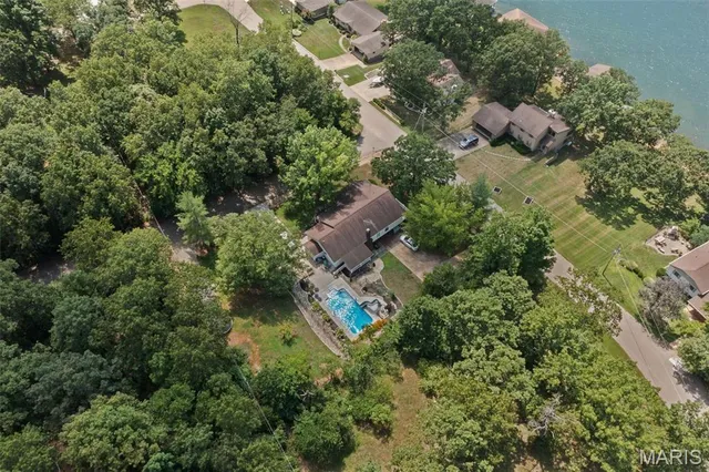 $384,900 | 640 East Capri Drive, Bonne Terre, MO 63628