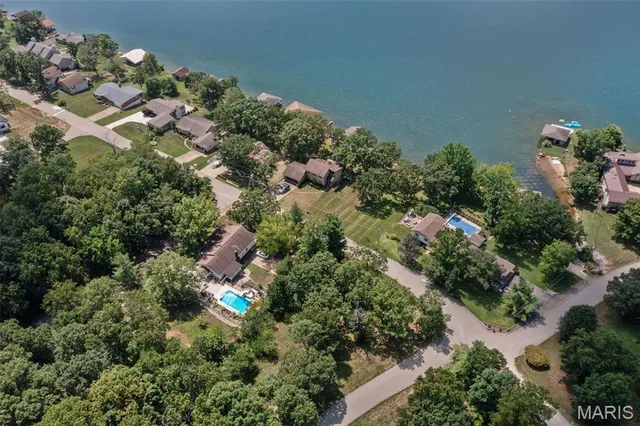 $384,900 | 640 East Capri Drive, Bonne Terre, MO 63628