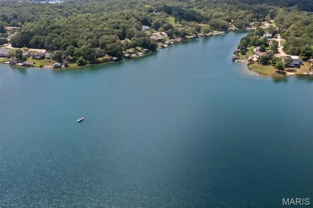 $384,900 | 640 East Capri Drive, Bonne Terre, MO 63628