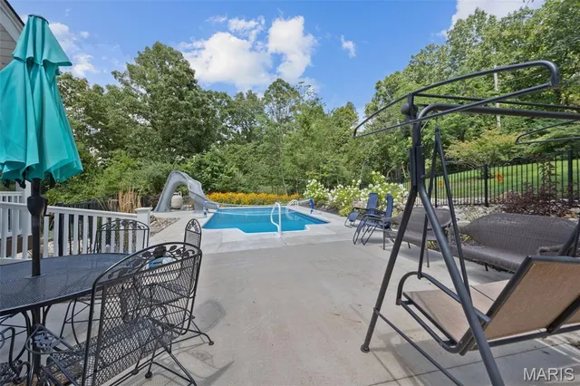 $384,900 | 640 East Capri Drive, Bonne Terre, MO 63628