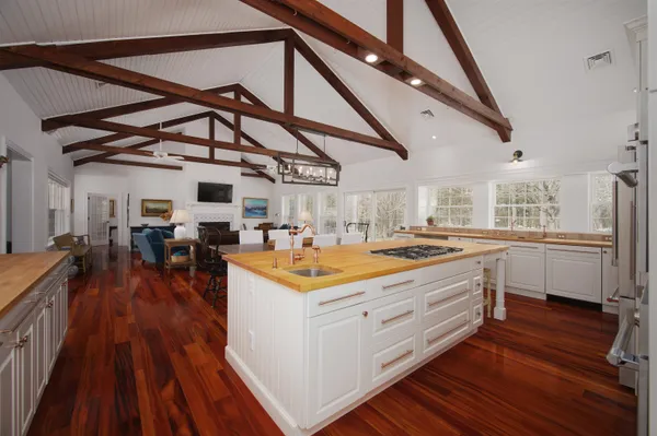 $1,995,000 | 402 Bay Road, Durham, NH 03824