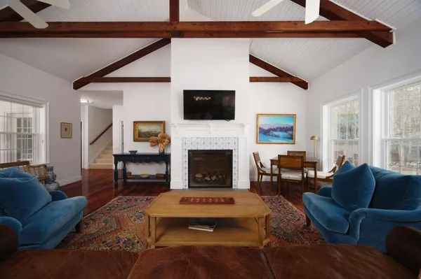 $1,995,000 | 402 Bay Road, Durham, NH 03824