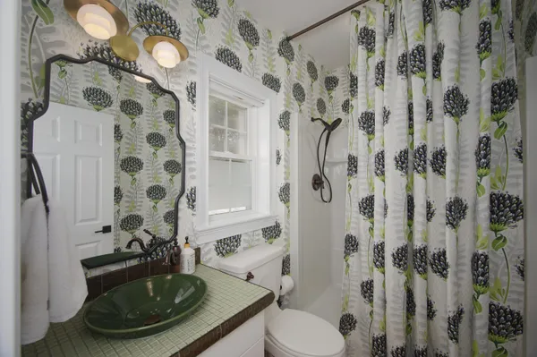 $1,995,000 | 402 Bay Road, Durham, NH 03824