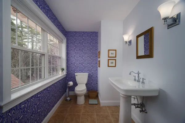 $1,995,000 | 402 Bay Road, Durham, NH 03824